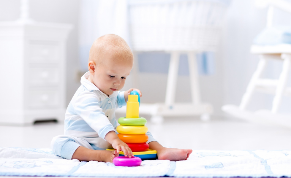 When Do Babies Start Playing
