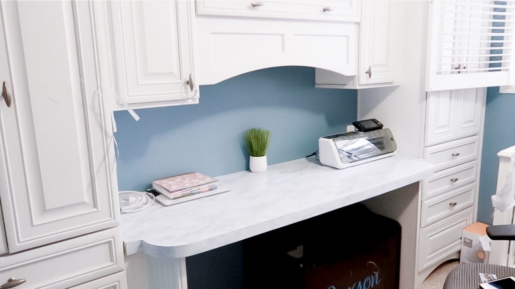 DIY Marble Countertops Using Contact Paper via SlayAtHomeMother.com