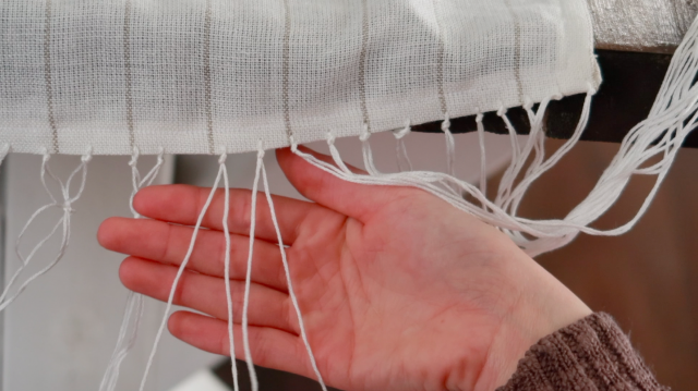 Easy DIY Macrame Table Runner - SlayAtHomeMother.com