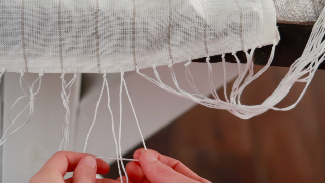 Easy DIY Macrame Table Runner - SlayAtHomeMother.com