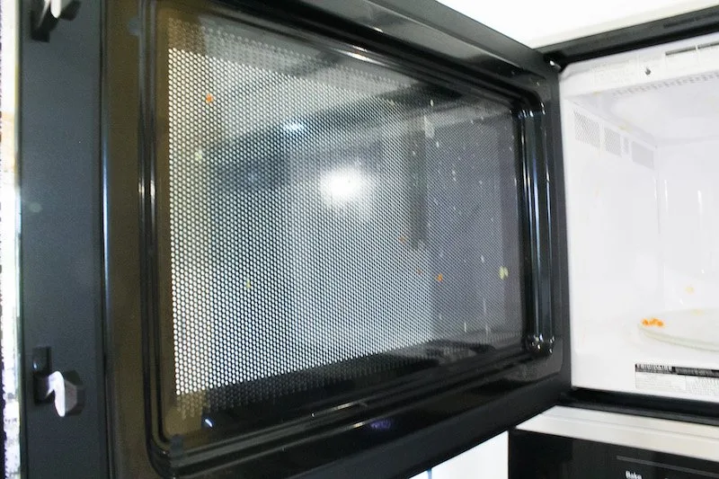 How to Clean a Microwave—Easily—According to Experts