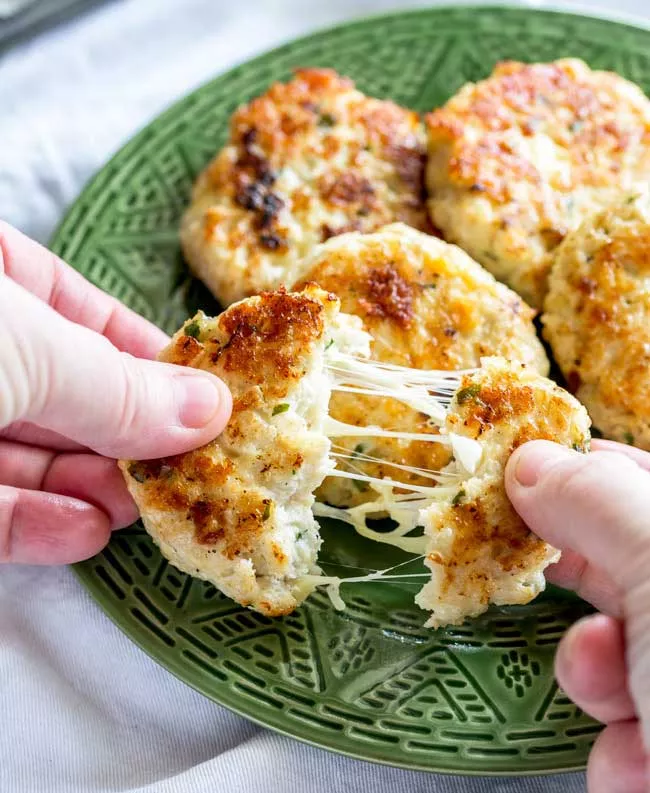 Cauliflower-Cheese-Chiken-Fritters