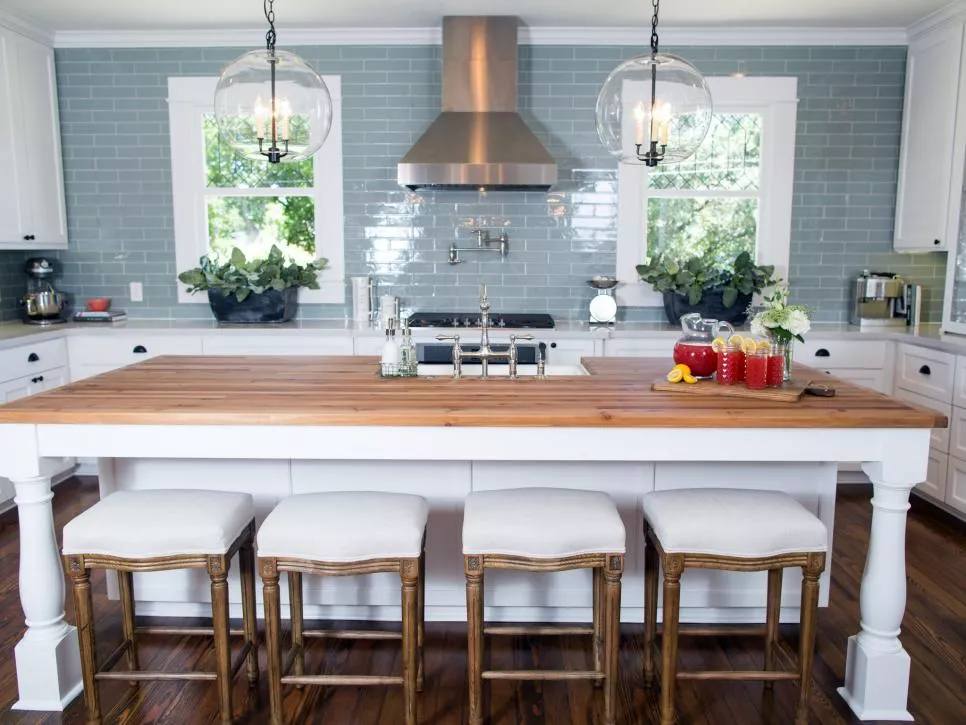 FIXER UPPER KITCHENS - GET THE LOOK FOR LESS!