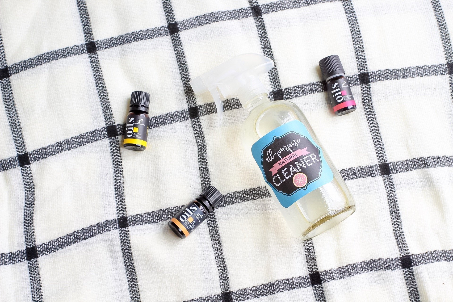 DIY All-Purpose Cleaner + The Best Essential Oils For Cleaning