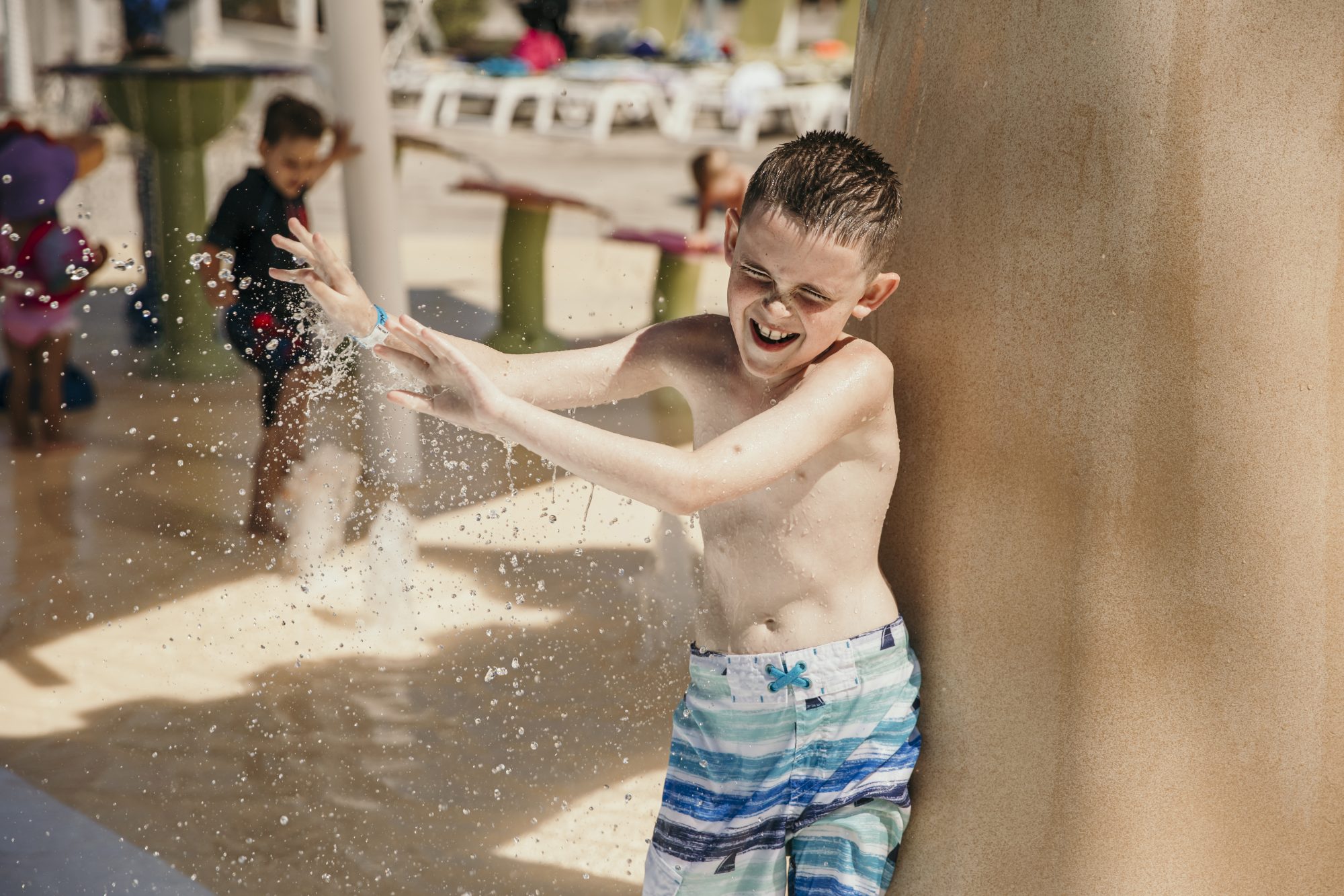 max getting splashed with water in cedar point shores