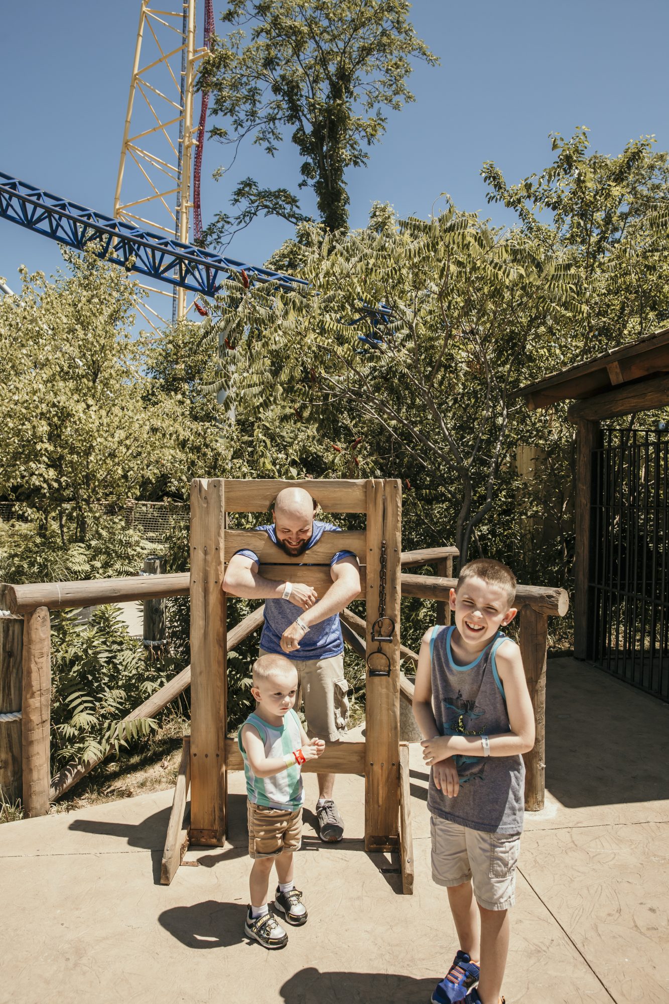 playing in frontier town in cedar pont