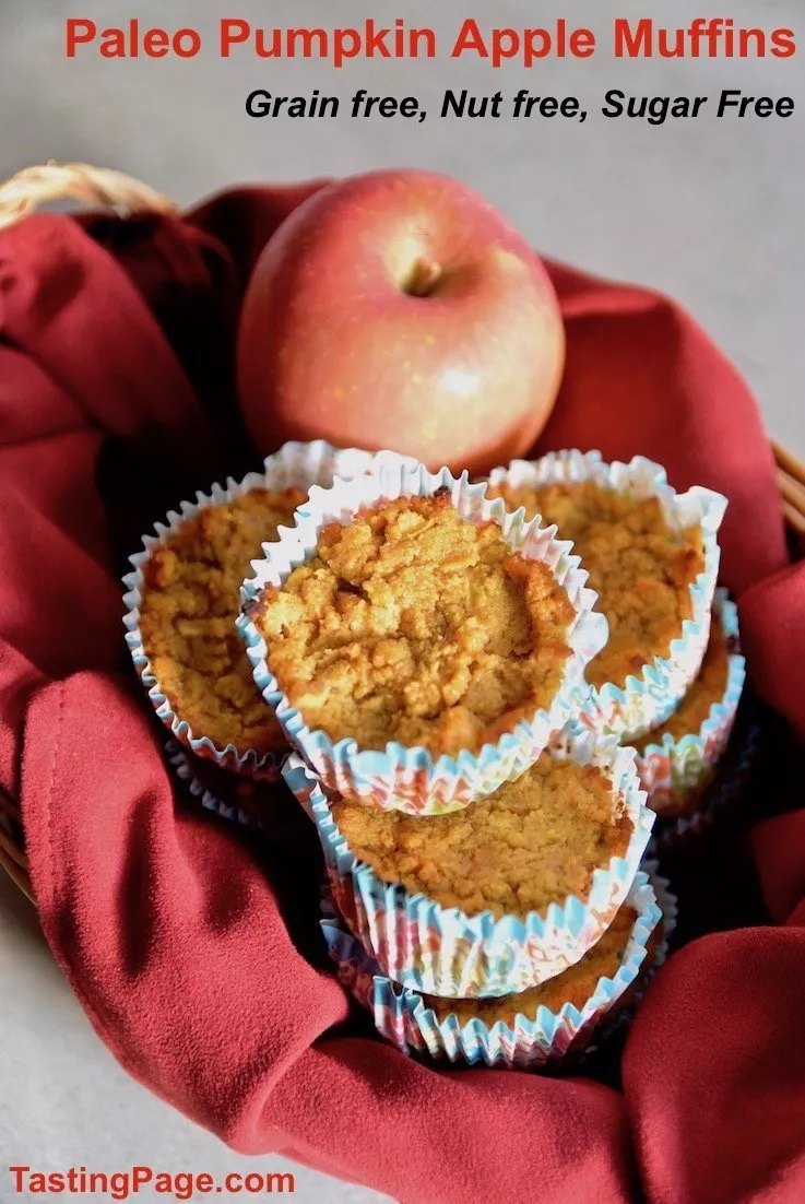 paleo pumpkin apple muffins