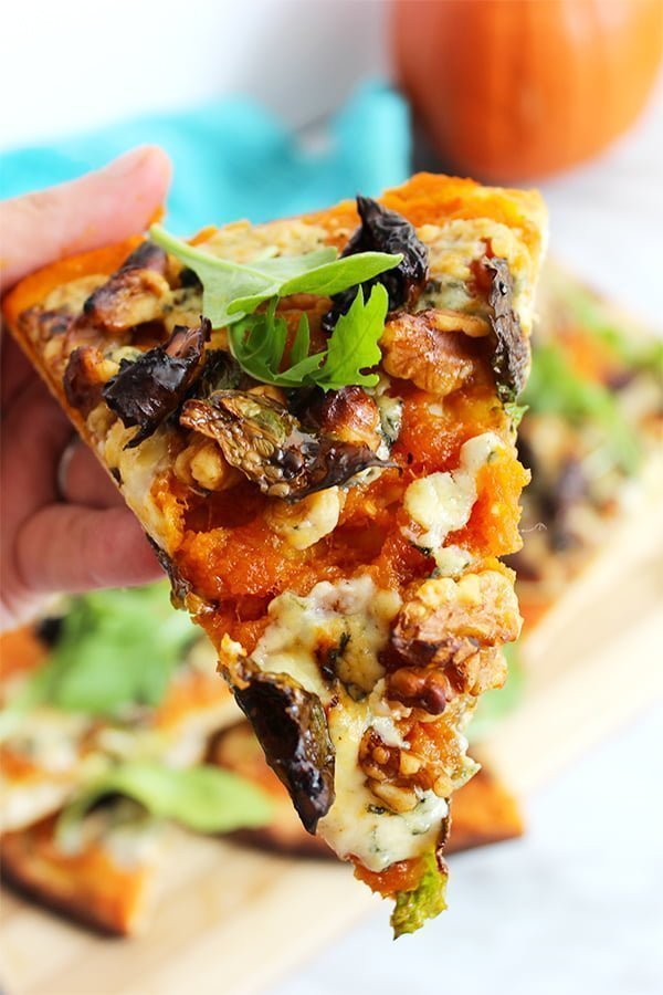 Blue cheese pizza with pumpkin