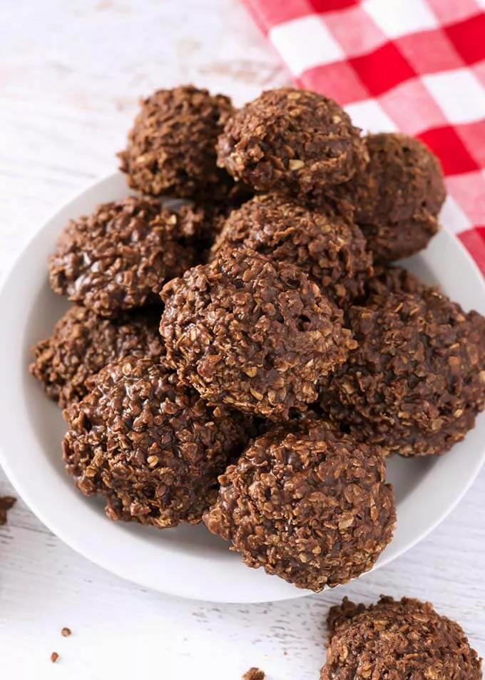 chocolate-peanut-butter-no-bake-cookies