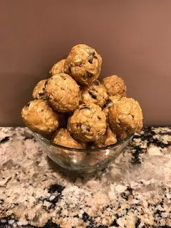 peanut butter snack balls