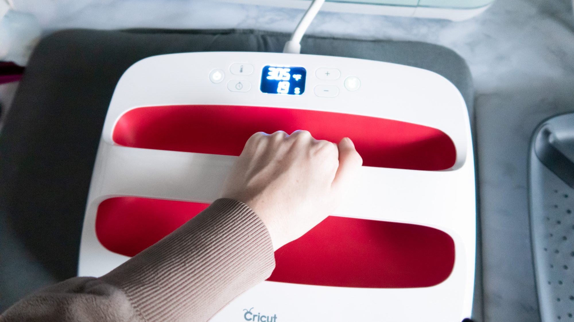 Cricut SportFlex Iron-On (Easy DIY Baby Onesies)