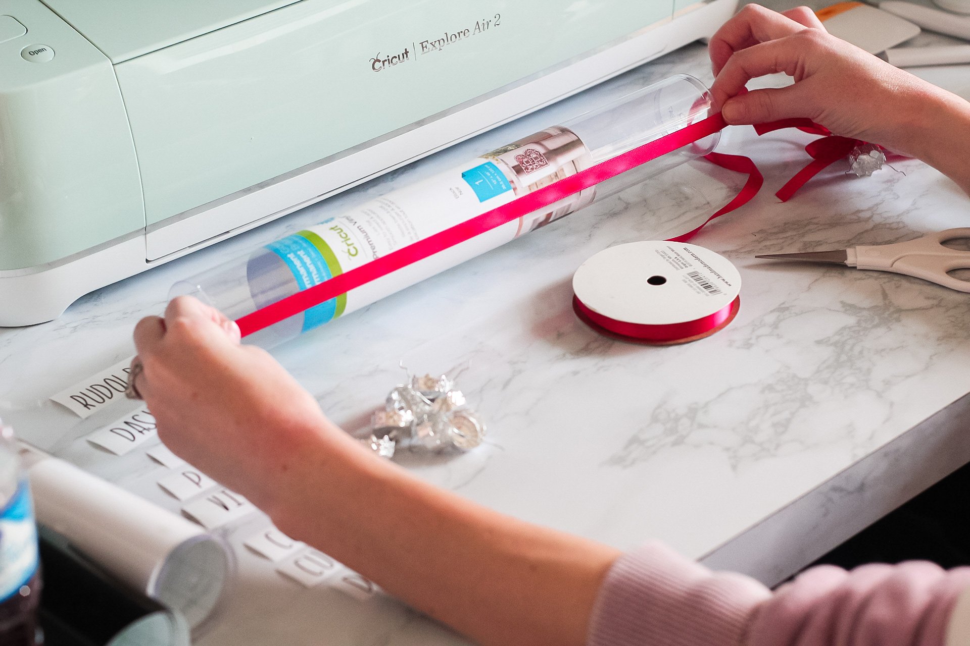 cutting ribbon for glass ornaments