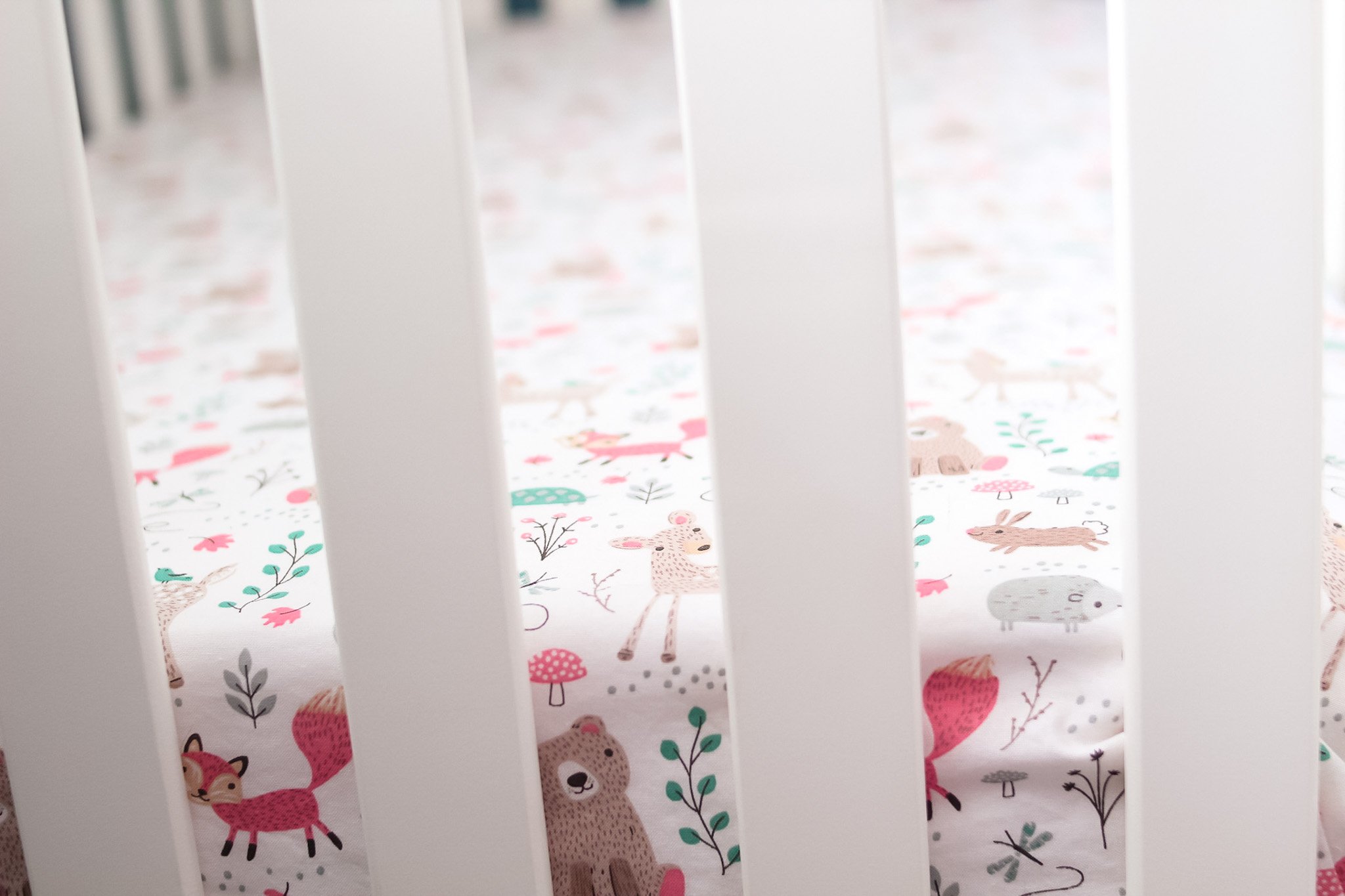 diy unisex crib sheet closeup