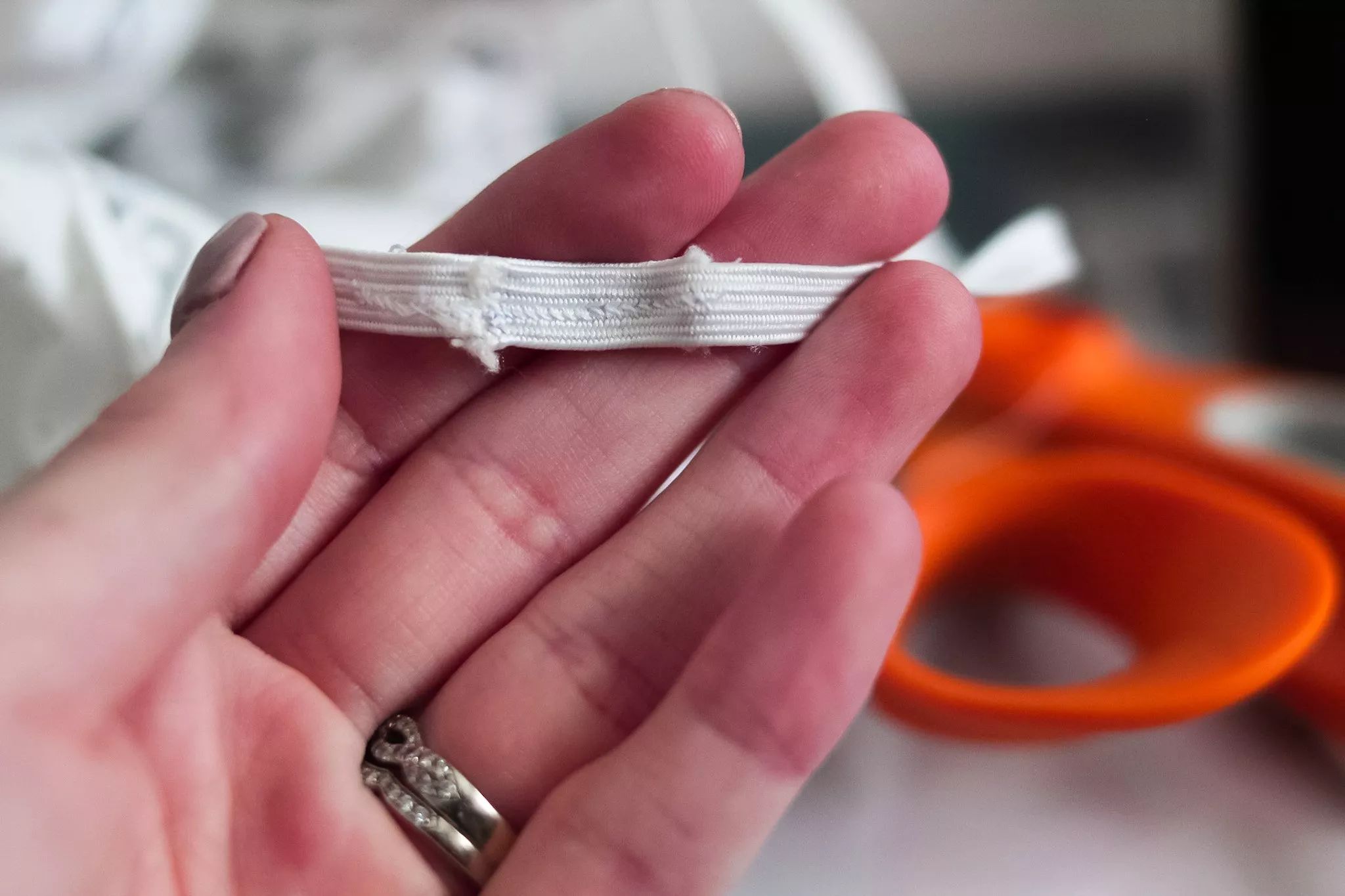 sew elastic ends together