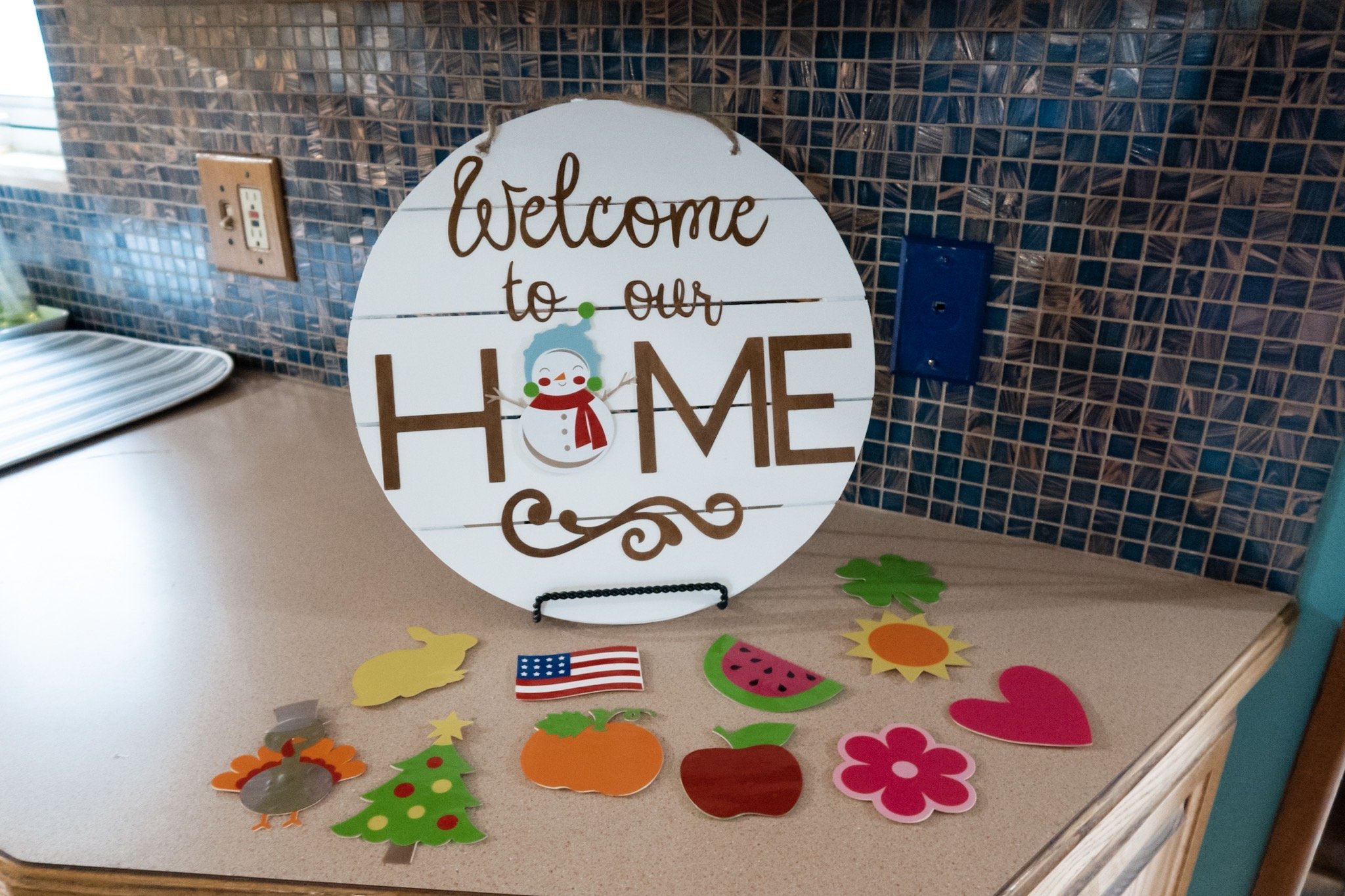 Interchangeable Welcome Sign DIY