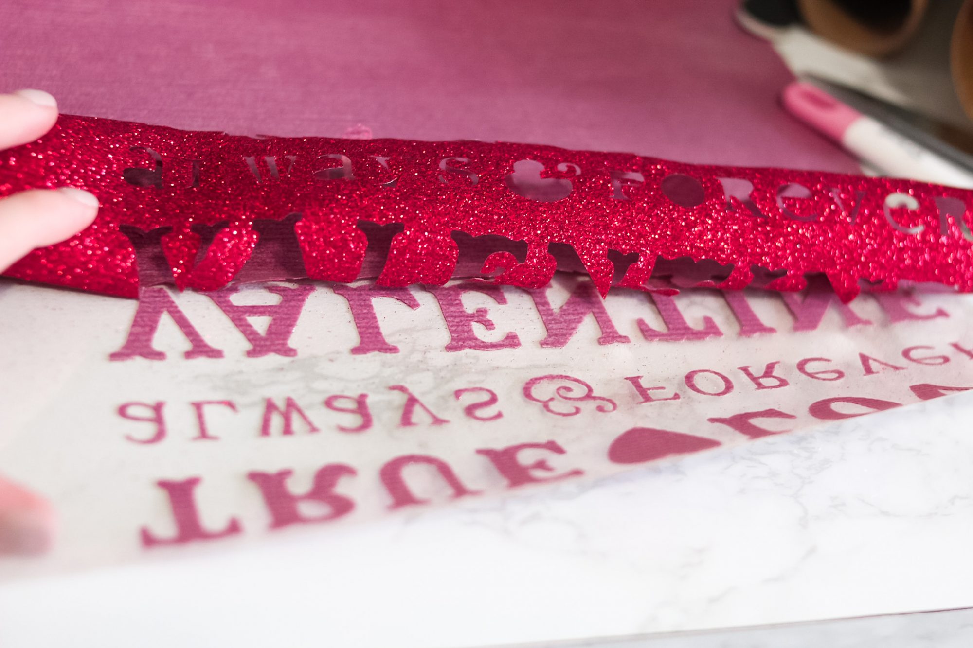 How To Use Glitter IronOn Vinyl (7 DIY Pillow Covers)