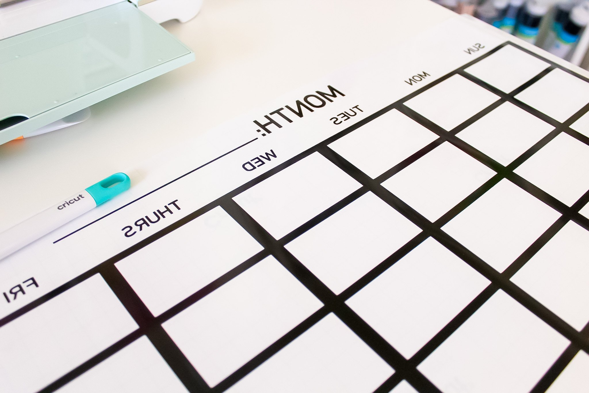 Easy DIY Acrylic Calendar For 25 With The Cricut Explore Air 2