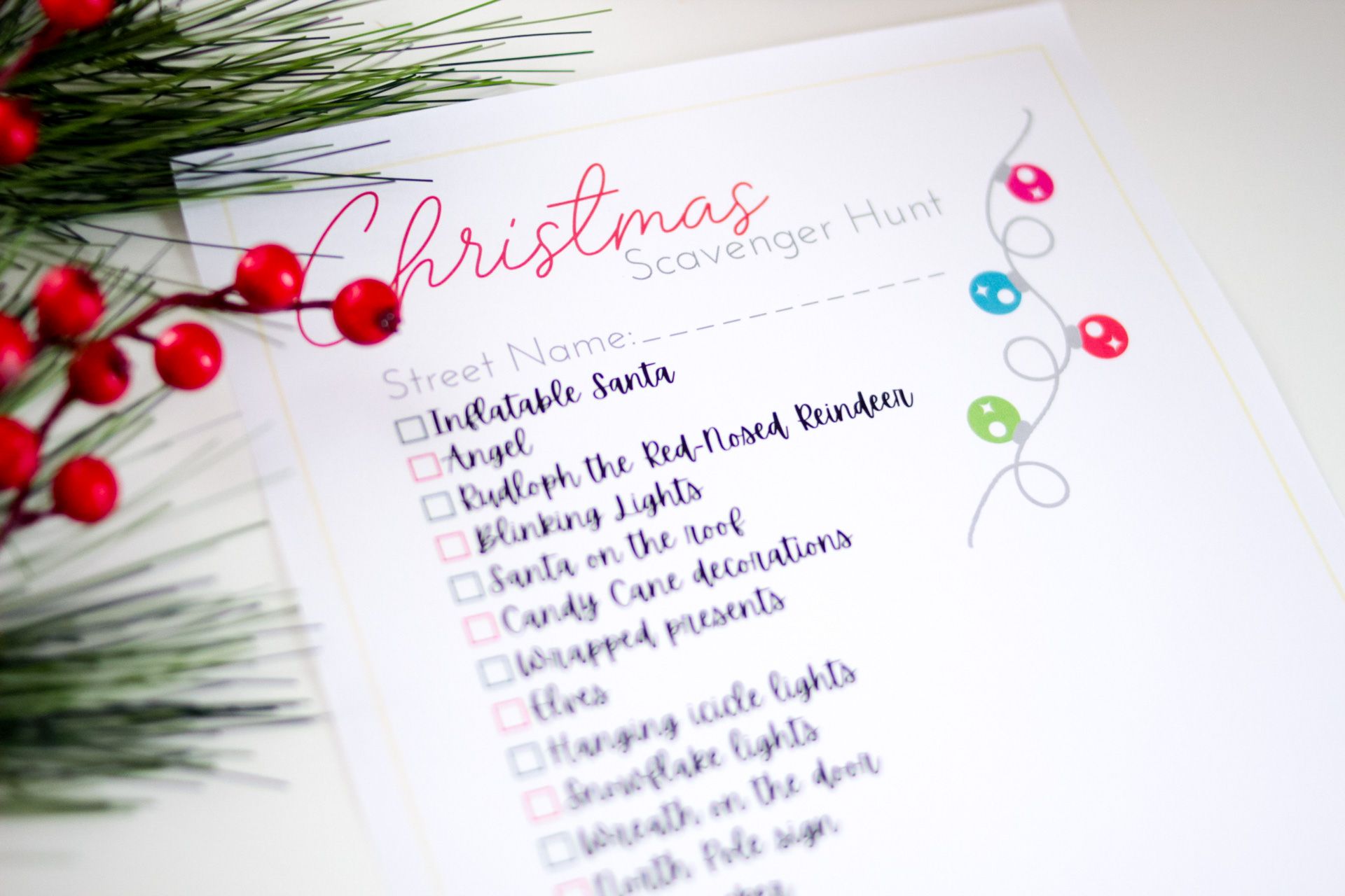 Free Christmas Light Scavenger Hunt Printable