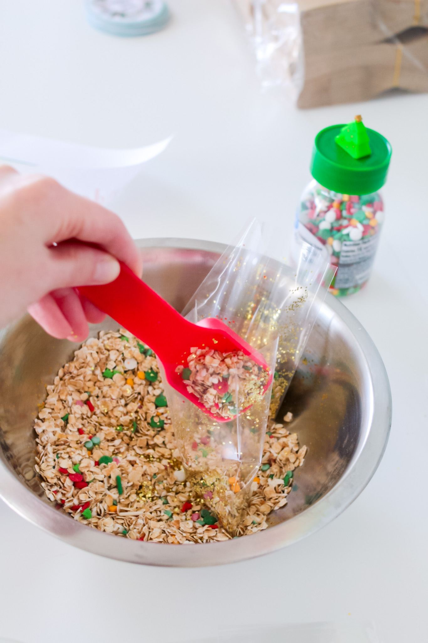 How To Make Reindeer Food - A Dab of Glue Will Do