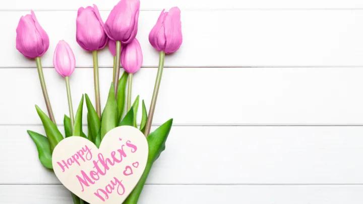 25 Mother&rsquo;s Day Gift Ideas For The Mom Or Mother-Figure In Your Life