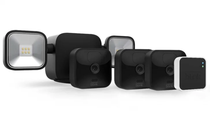 Blink Floodlight Camera Bundle – 46% OFF!