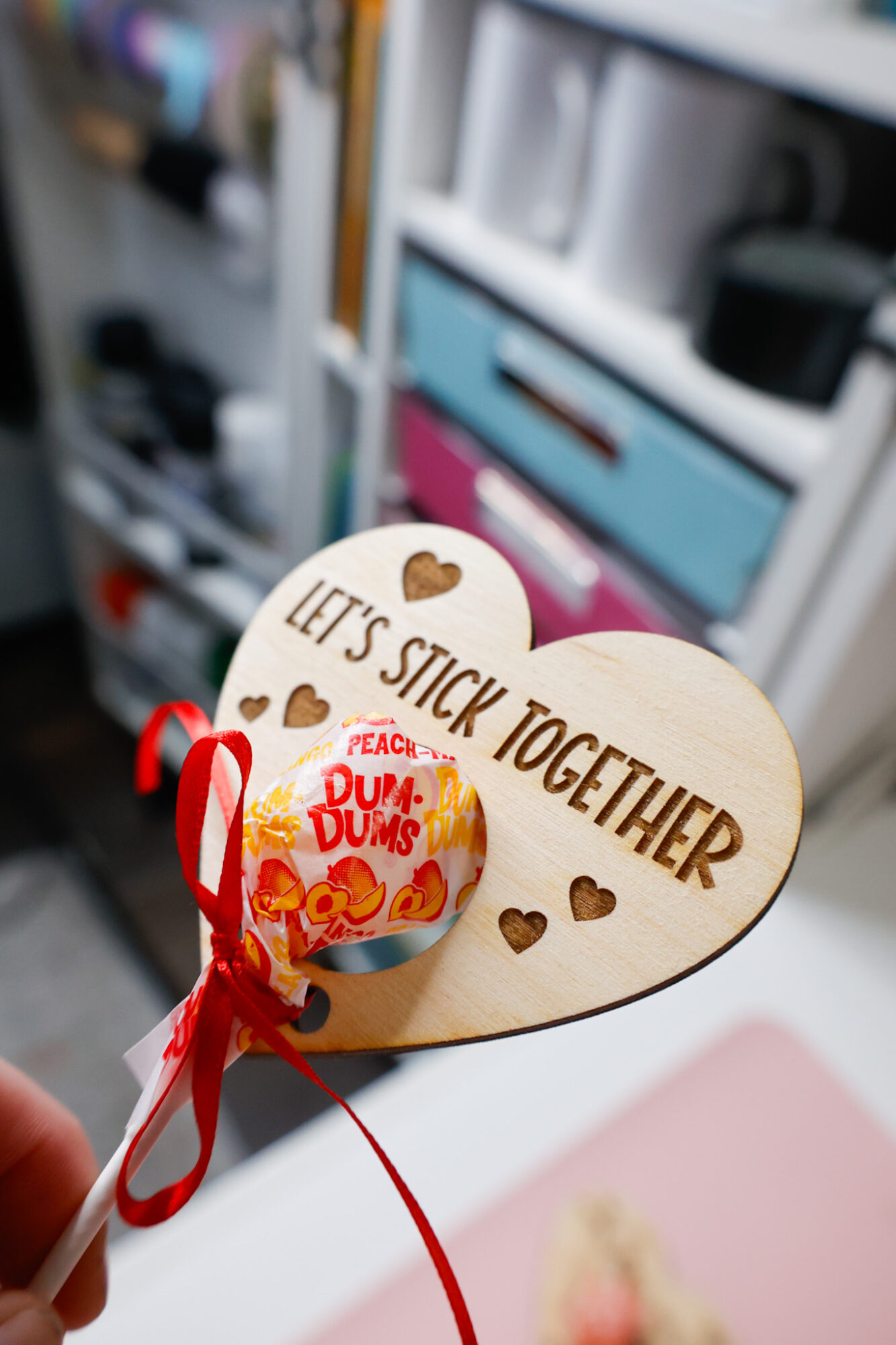 finished closeup diy lollipop holders laser craft