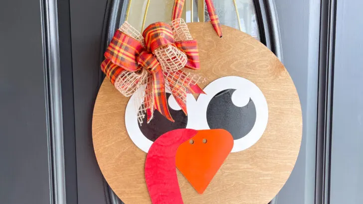 DIY Turkey Door Hanger + Free SVG File