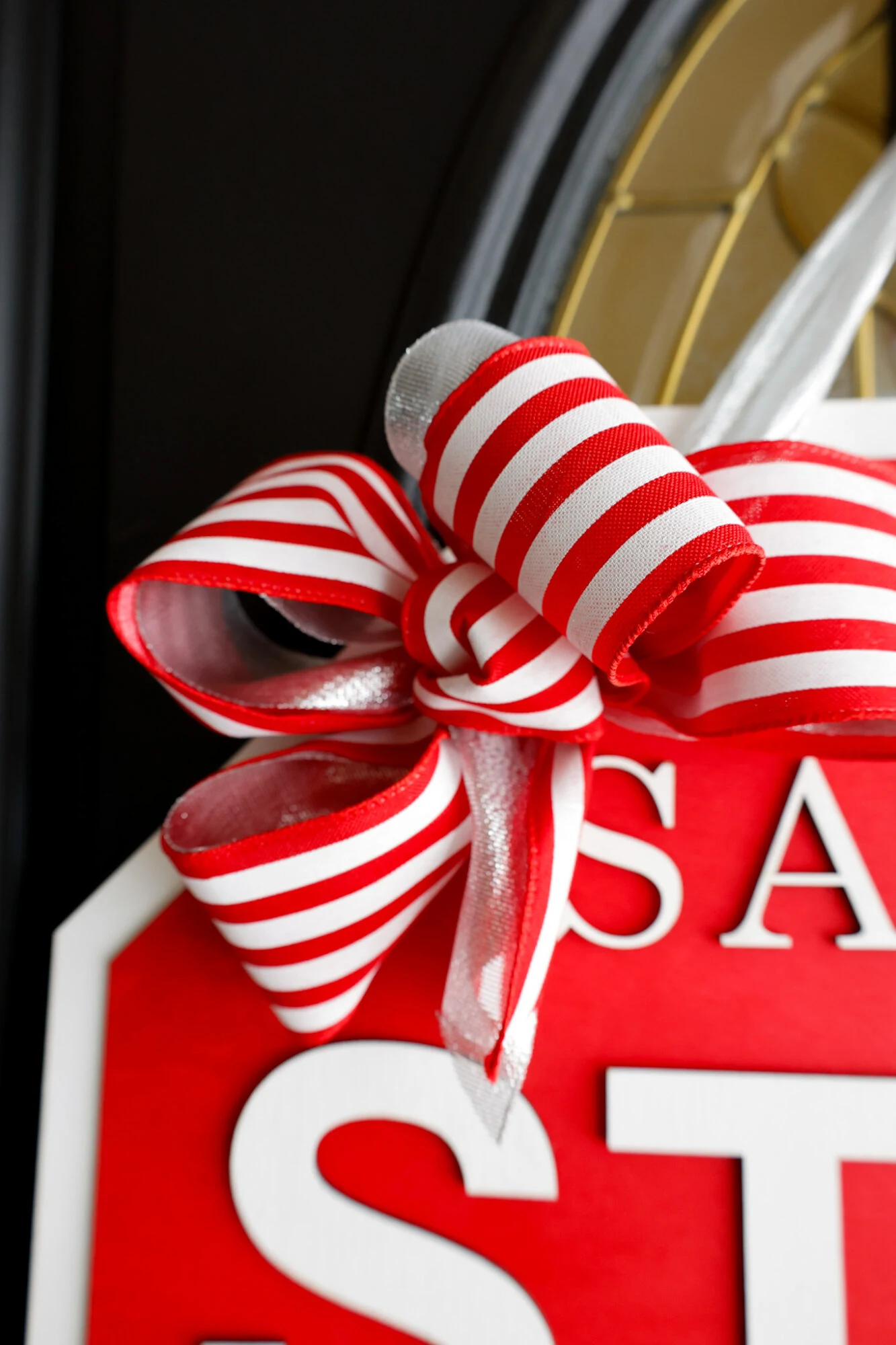 finished door sign bow christmas