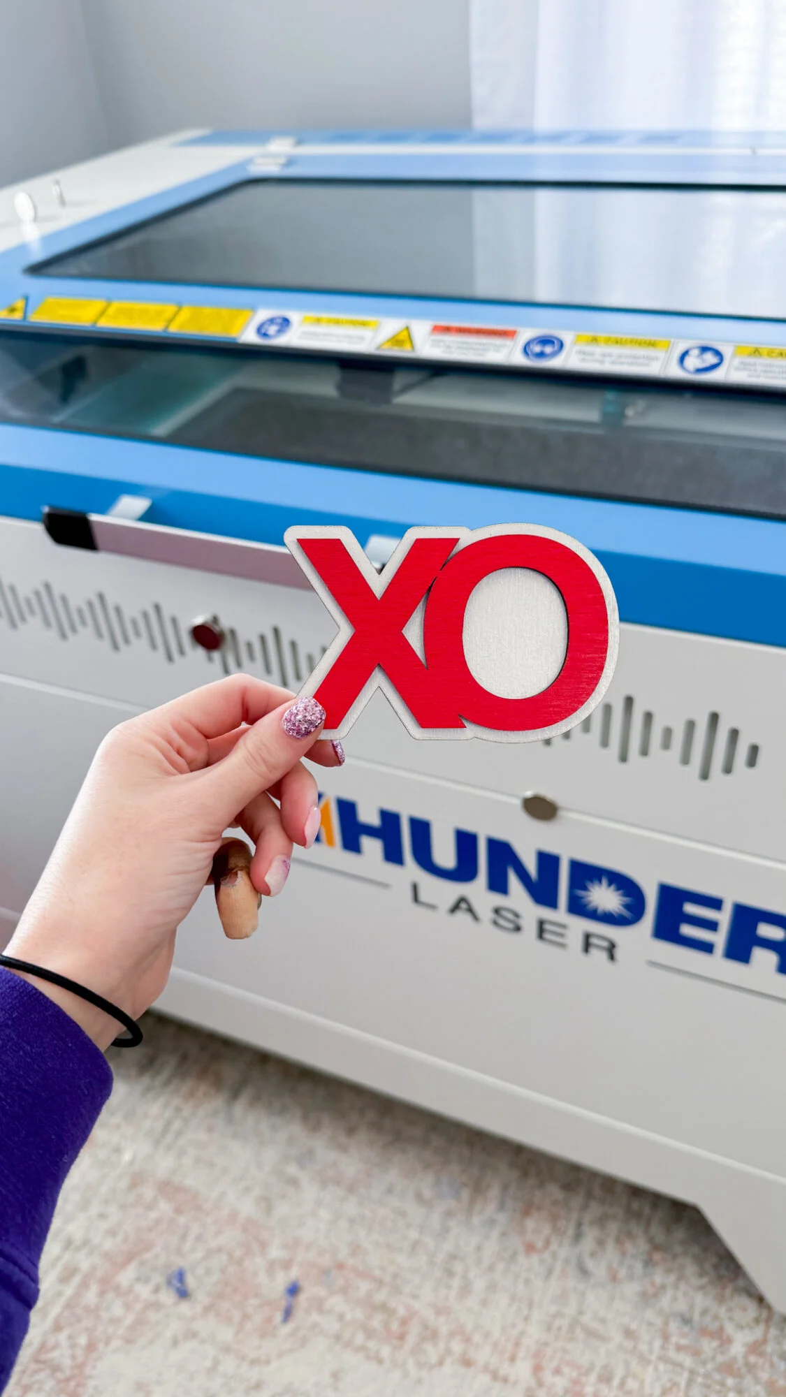 finished tiered tray decot XO